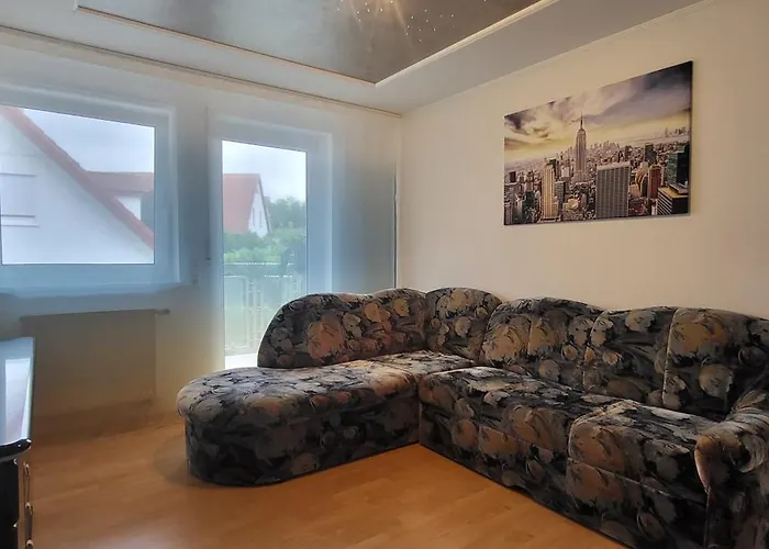 Attraktive 3 Zimmer Wohnung In Ruhiger Lage