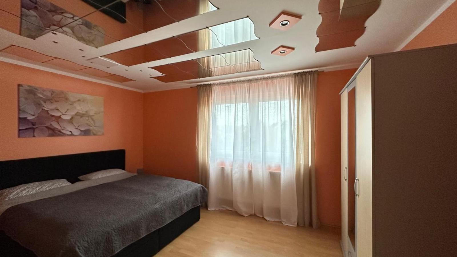 Attraktive 3 In Ruhiger Lage Apartment