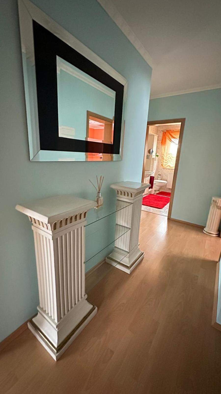 Apartment Attraktive 3 In Ruhiger Lage *