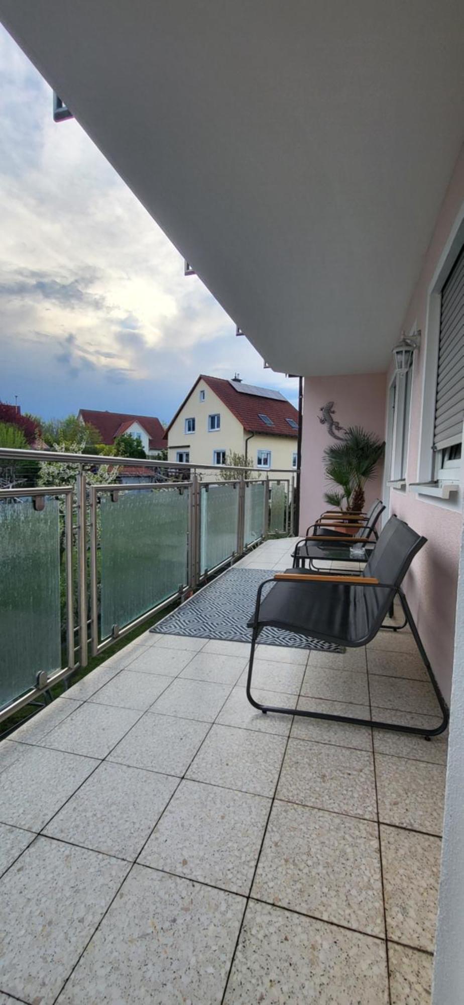 Apartment Attraktive 3 In Ruhiger Lage